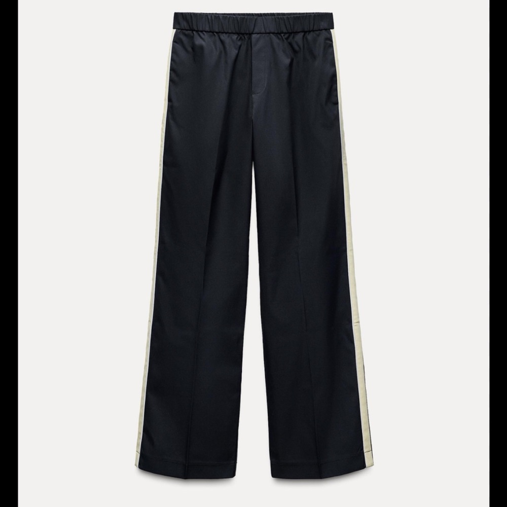 Zara Navy Joggers with Sporty Cream Stripe